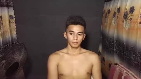 urwild_fuckerxx online show from April 14, 2026, 9:04 am