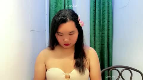 Snapshot of urwildpinayxxx chatting on October 6, 2025, 10:07 pm melody online show from October 6, 2025, 10:07 pm