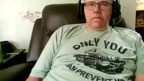 usstarr1 online show from April 1, 2026, 4:15 pm