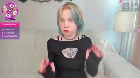 Snapshot of ustic_1 chatting on July 19, 2026, 3:49 pm Haven online show from July 19, 2026, 3:49 pm