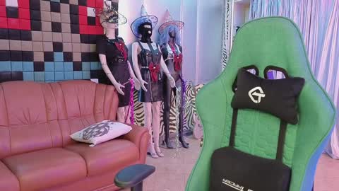 Leila online show from December 6, 2024, 4:14 am