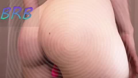 vivi online show from February 7, 2025, 7:49 pm