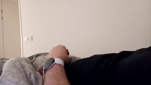 Snapshot of uwvvlvip chatting on February 23, 2025, 11:36 pm uwvvlvip online show from February 23, 2025, 11:36 pm