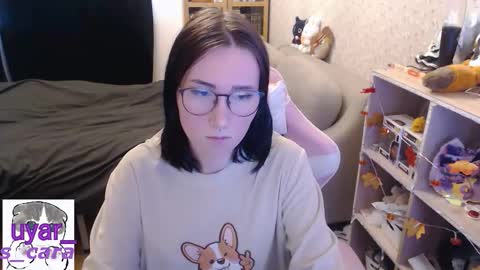 Cara online show from November 16, 2025, 10:21 am