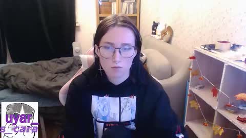 Cara online show from November 28, 2025, 4:20 pm