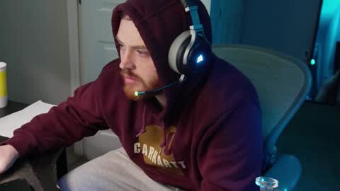 v_for_veng online show from November 19, 2025, 4:23 am