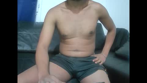 Snapshot of vaaf1 chatting on February 14, 2026, 6:59 pm vaaf online show from February 14, 2026, 6:59 pm