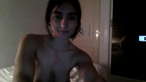 Vaen online show from November 27, 2025, 12:02 am