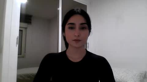 Vaen online show from December 1, 2025, 9:09 pm