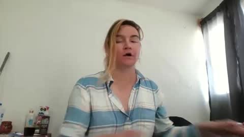 vagimosa online show from November 23, 2025, 8:41 pm