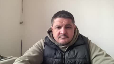 vaginalnik online show from December 17, 2025, 9:04 am