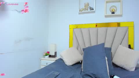 vahioleth  online show from October 22, 2025, 2:56 am