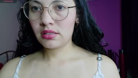 Vainilla online show from April 19, 2026, 2:22 am