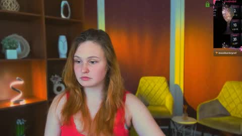 vaiolet_lovely online show from May 7, 2026, 7:52 pm