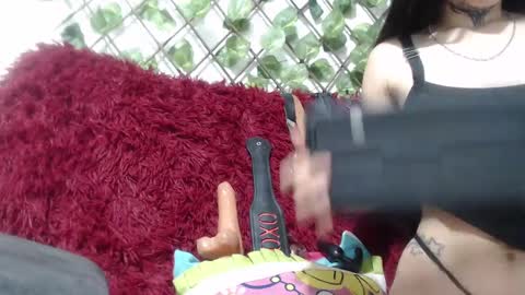 vaiolet online show from October 28, 2025, 5:11 am