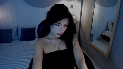 Vaioleth online show from December 31, 2024, 1:52 pm