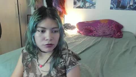 Vaiolet1314 online show from February 1, 2026, 4:55 am