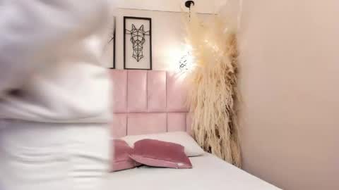 Daniela  online show from April 13, 2026, 12:43 pm