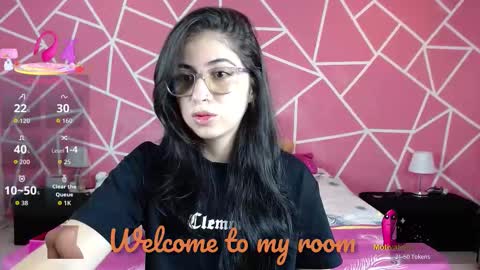 valentina online show from September 16, 2025, 11:33 am