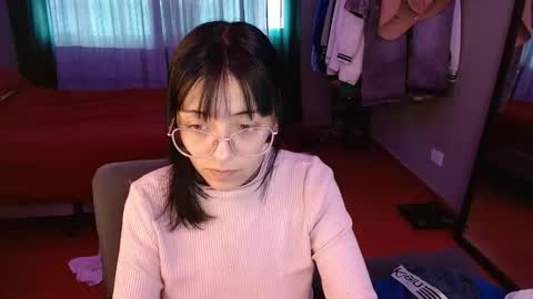 Snapshot of val_azuna chatting on November 24, 2025, 12:49 pm valentina online show from November 24, 2025, 12:49 pm