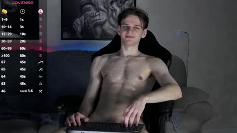 valdi_light online show from February 28, 2025, 4:43 am