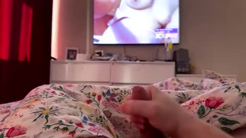 valdisman online show from October 11, 2025, 7:51 am