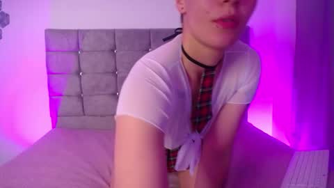 valen_luxxx online show from January 10, 2026, 8:10 pm