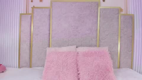 Snapshot of valen_petty chatting on May 25, 2026, 6:58 pm Valen online show from May 25, 2026, 6:58 pm