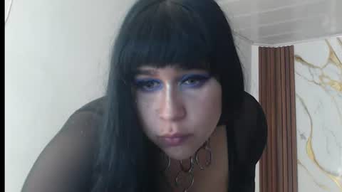 valen_ross7 online show from June 10, 2026, 8:13 am