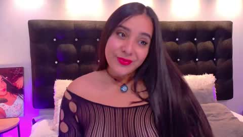 Valen Scott online show from November 24, 2025, 1:00 pm