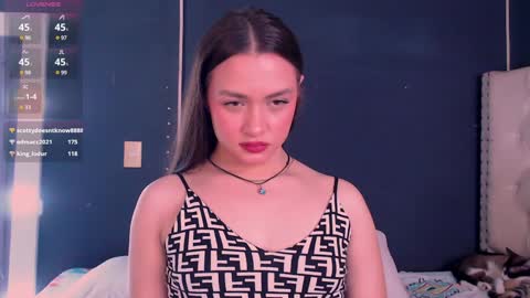 Snapshot of valen_thompson chatting on December 15, 2024, 3:56 am IG-valen mendoza99  twitter valenthompson99 online show from December 15, 2024, 3:56 am