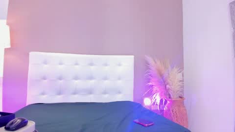 valenferrerns online show from April 21, 2026, 9:28 pm