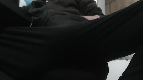 Snapshot of valenitro chatting on March 21, 2026, 12:10 pm valenitro online show from March 21, 2026, 12:10 pm