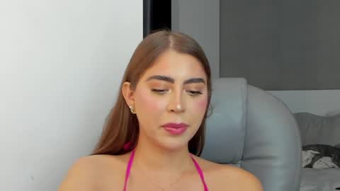 Snapshot of valenjonex chatting on February 1, 2025, 10:13 pm Angela online show from February 1, 2025, 10:13 pm