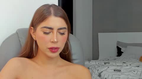 Snapshot of valenjonex chatting on March 11, 2025, 7:36 pm Angela online show from March 11, 2025, 7:36 pm