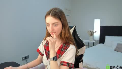 Snapshot of valenora1 chatting on May 30, 2026, 11:07 am Nora online show from May 30, 2026, 11:07 am