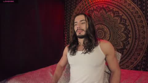 valentin_hoffman online show from December 3, 2024, 11:44 am