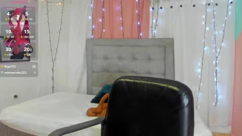 Snapshot of valentina_0_ chatting on January 5, 2025, 6:24 am Valentina online show from January 5, 2025, 6:24 am