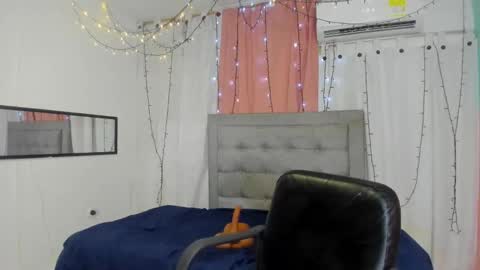 Snapshot of valentina_0_ chatting on January 24, 2025, 4:16 am Valentina online show from January 24, 2025, 4:16 am