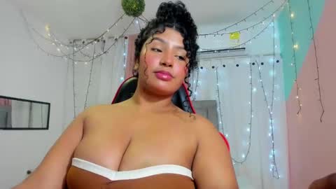 Snapshot of valentina_0_ chatting on February 28, 2025, 9:36 am Valentina online show from February 28, 2025, 9:36 am