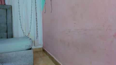 Snapshot of valentina_0_ chatting on October 26, 2025, 3:45 am Valentina online show from October 26, 2025, 3:45 am