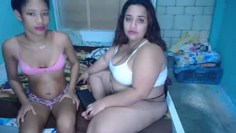 valentina_237 online show from December 12, 2024, 8:43 pm