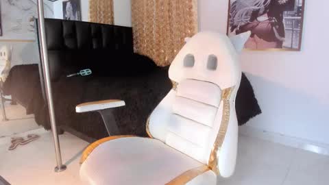 VALENTINA  online show from March 21, 2026, 8:19 am