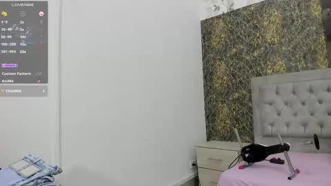 valentina_herrrera online show from March 3, 2026, 5:52 pm