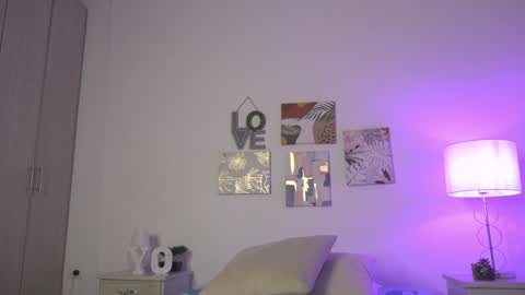 Snapshot of valentina_king18 chatting on January 10, 2025, 11:22 am VALENTINA online show from January 10, 2025, 11:22 am
