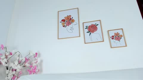 Snapshot of valentina_king18 chatting on January 13, 2025, 8:37 pm VALENTINA online show from January 13, 2025, 8:37 pm