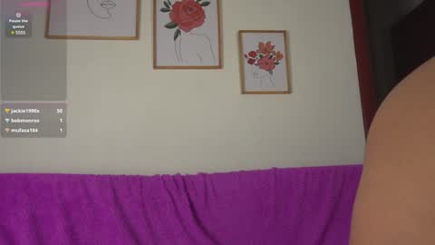 Snapshot of valentina_king18 chatting on January 18, 2025, 2:44 pm VALENTINA online show from January 18, 2025, 2:44 pm