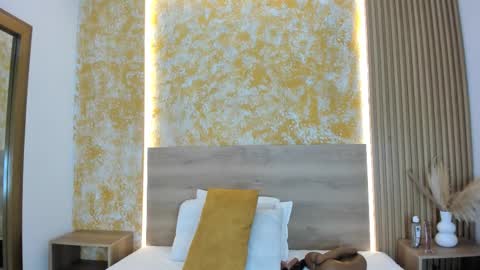 Snapshot of valentina_ross_ chatting on December 2, 2025, 11:37 am Valentina online show from December 2, 2025, 11:37 am