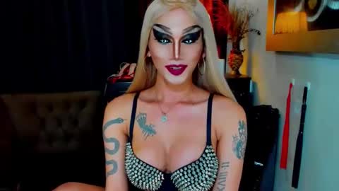 valentinadom95 online show from March 23, 2026, 5:17 pm