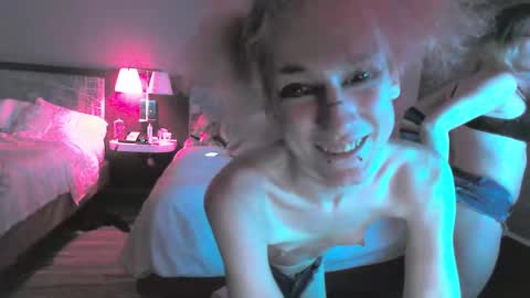 Tina Bates online show from December 21, 2024, 9:23 am